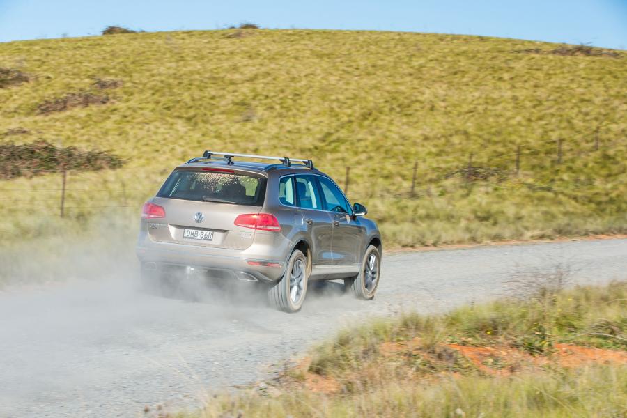  Volkswagen Touareg V6 TDI Adventure 2017 года  (AU) (фото 18 из 33)
